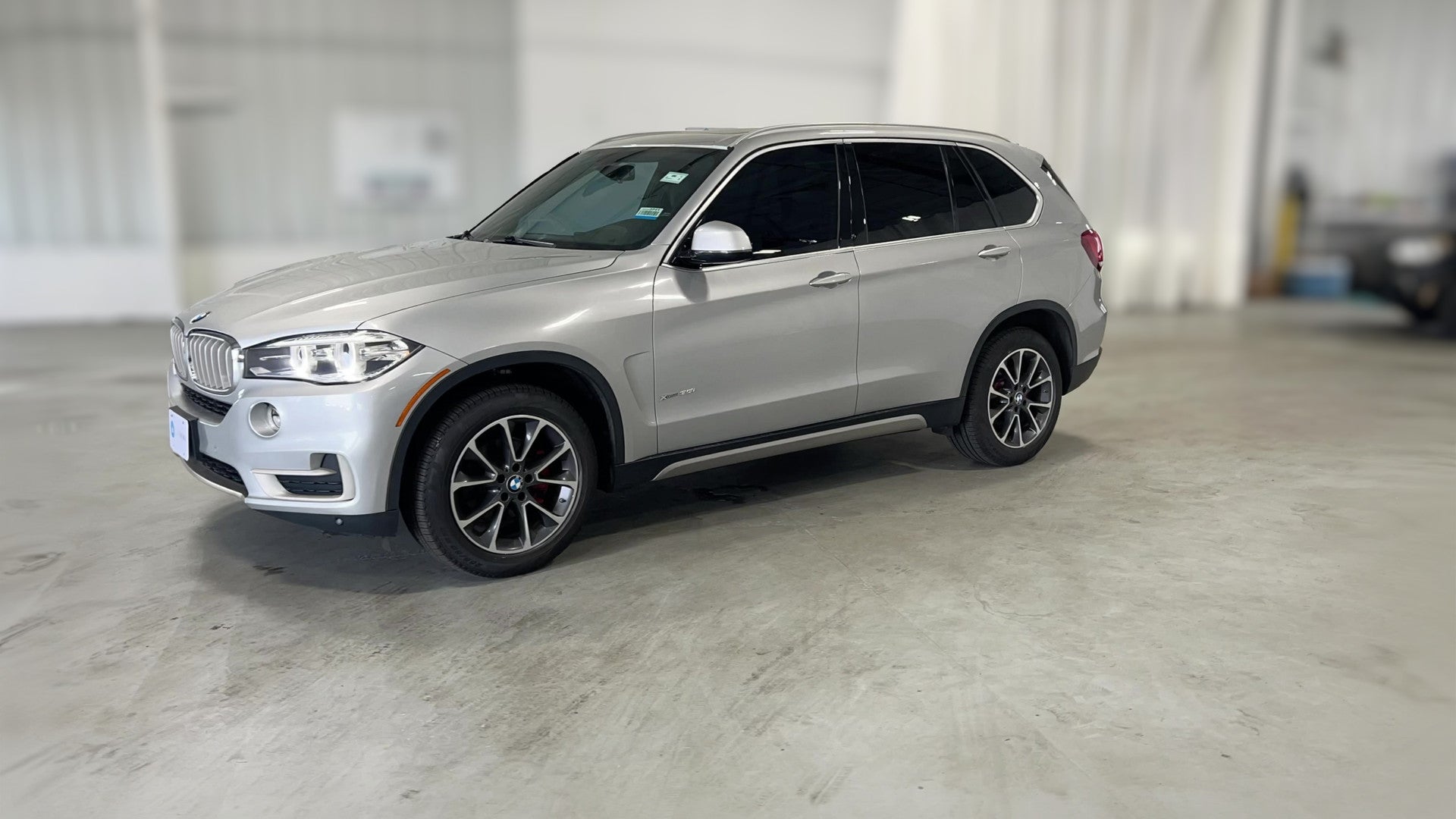 2018 BMW X5 vehicle photo