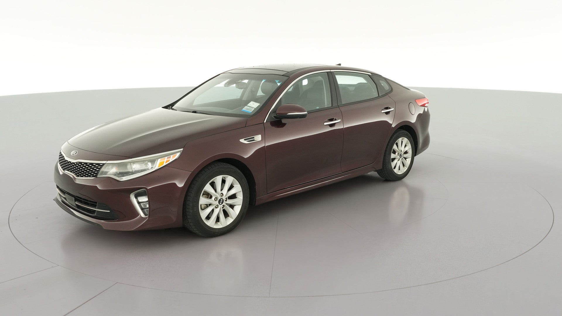 2018 Kia Optima vehicle photo