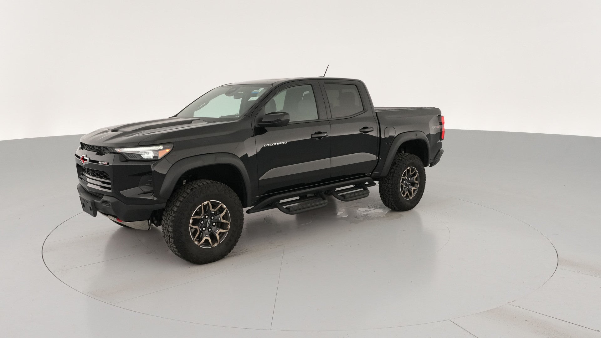2025 Chevrolet Colorado Crew Cab vehicle photo