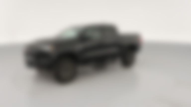 2025 Chevrolet Colorado Crew Cab vehicle photo