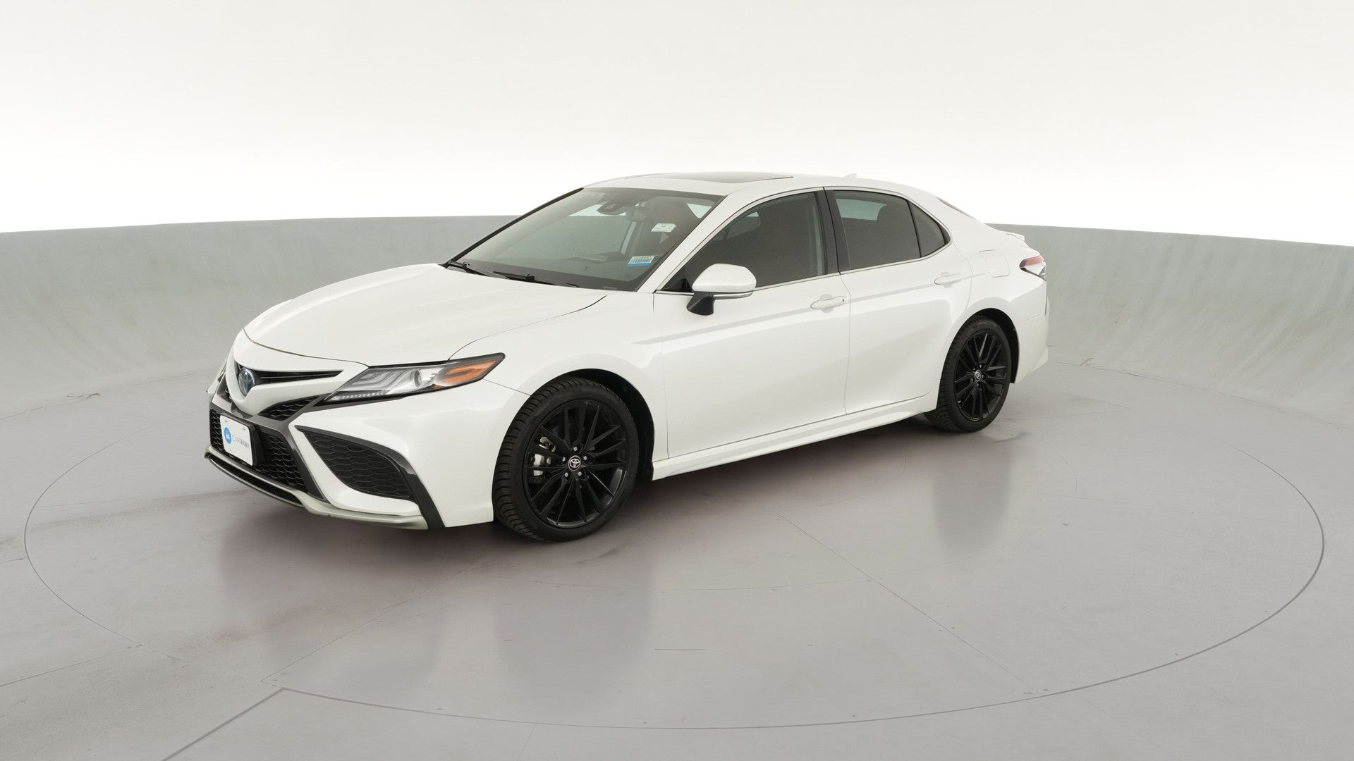 2024 Toyota Camry Hybrid vehicle photo
