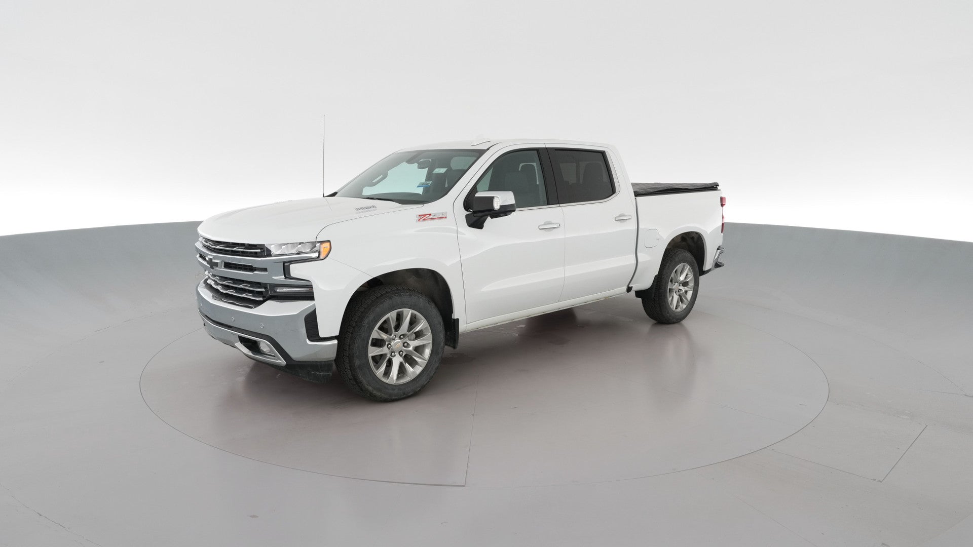 2022 Chevrolet Silverado 1500 Limited Crew Cab vehicle photo