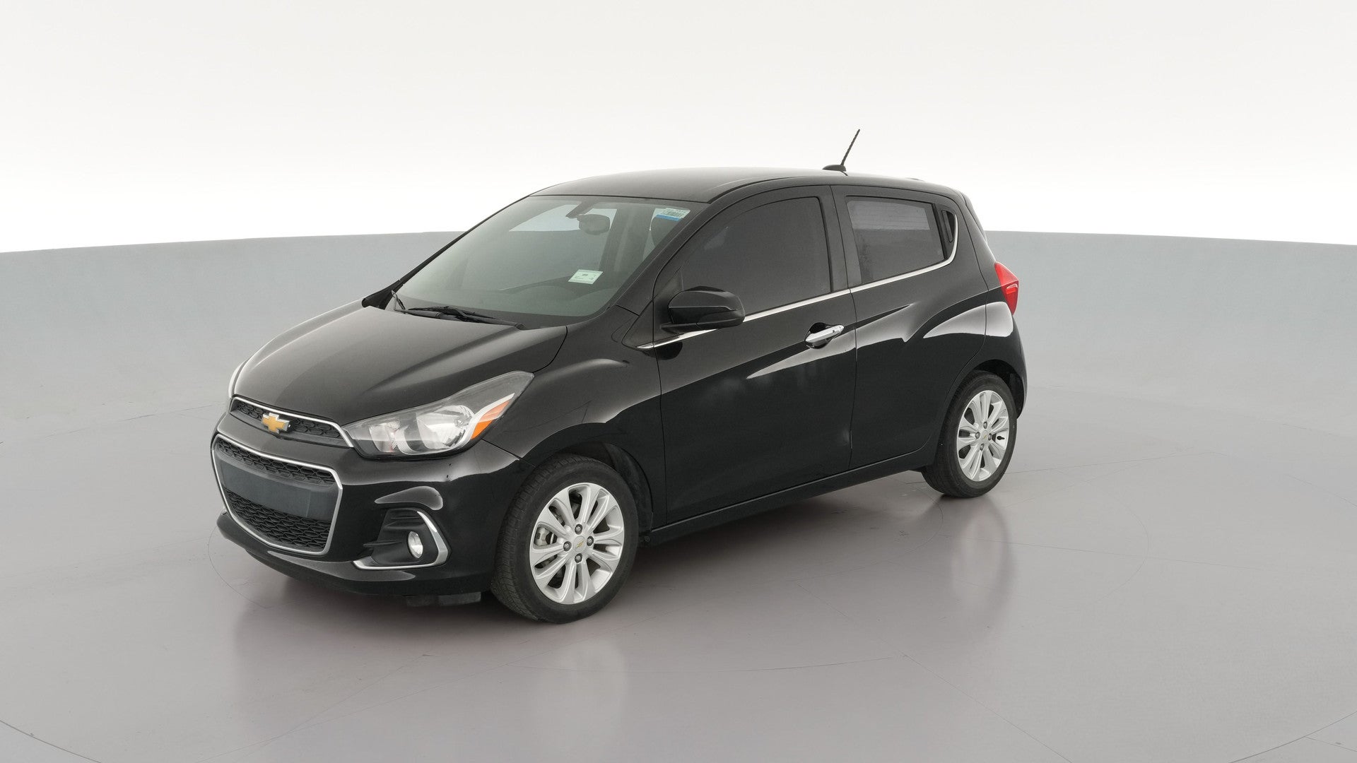 2018 Chevrolet Spark vehicle photo