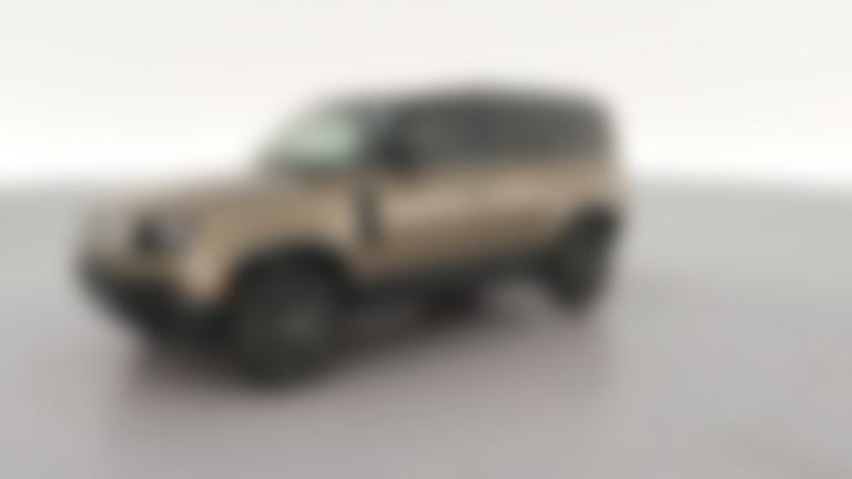 2024 Land Rover Defender 110 vehicle photo