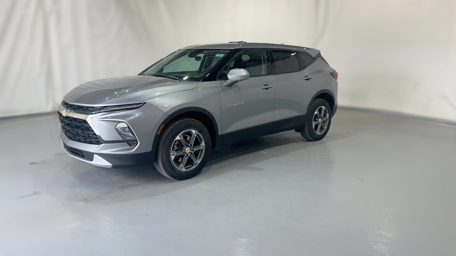 2025 Chevrolet Blazer vehicle photo