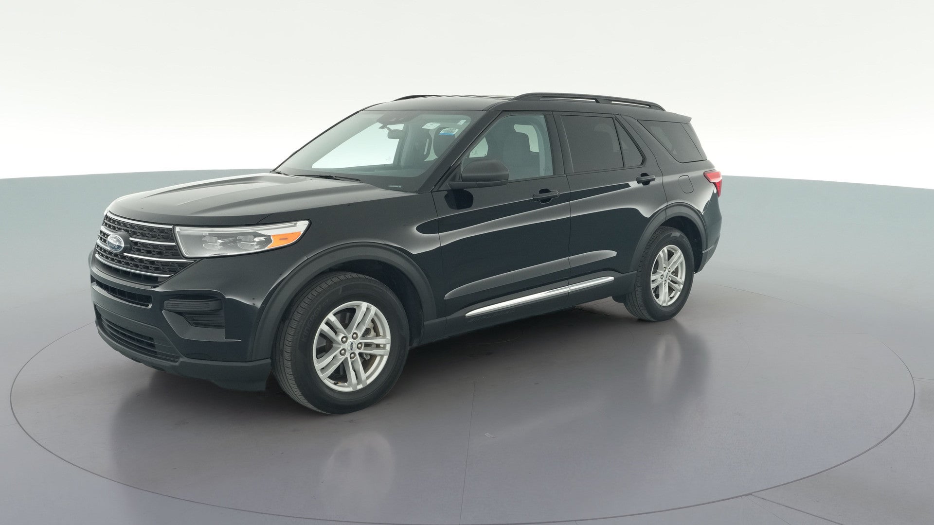 2023 Ford Explorer vehicle photo