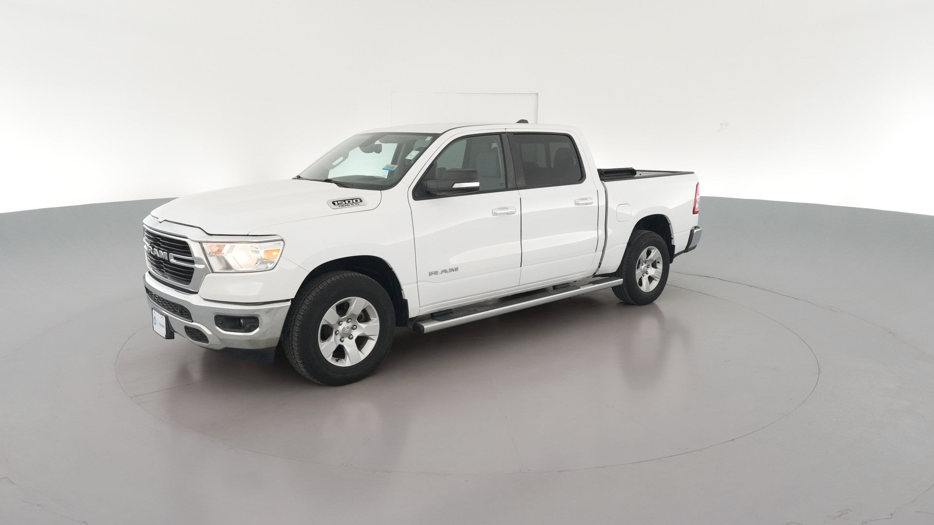 2019 Ram 1500 Crew Cab vehicle photo