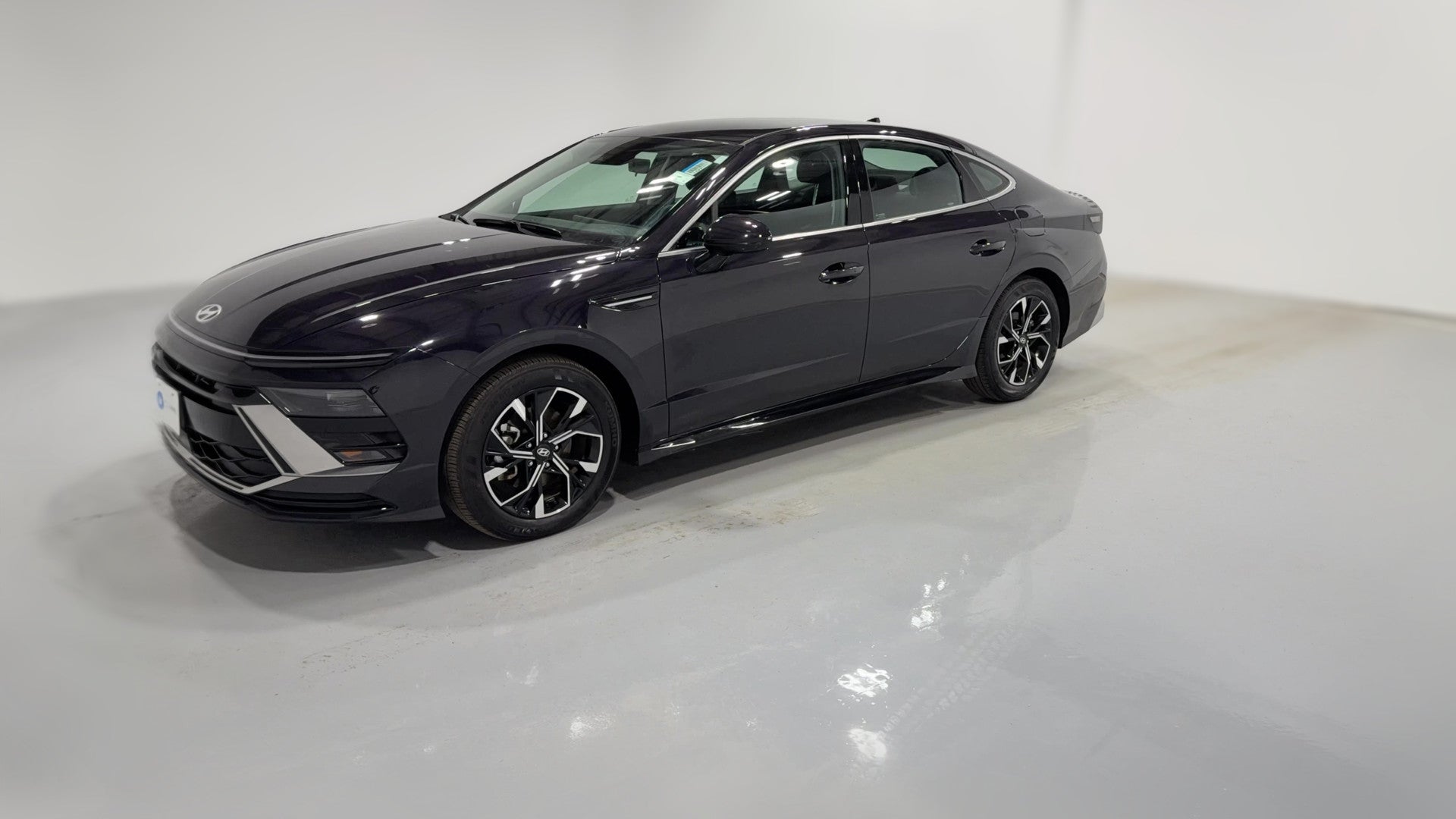 2025 Hyundai Sonata vehicle photo