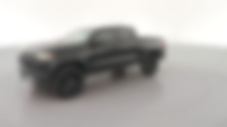 2024 Chevrolet Colorado Crew Cab vehicle photo