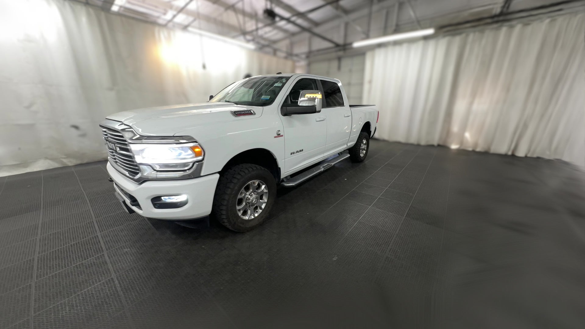 2023 Ram 2500 Crew Cab vehicle photo