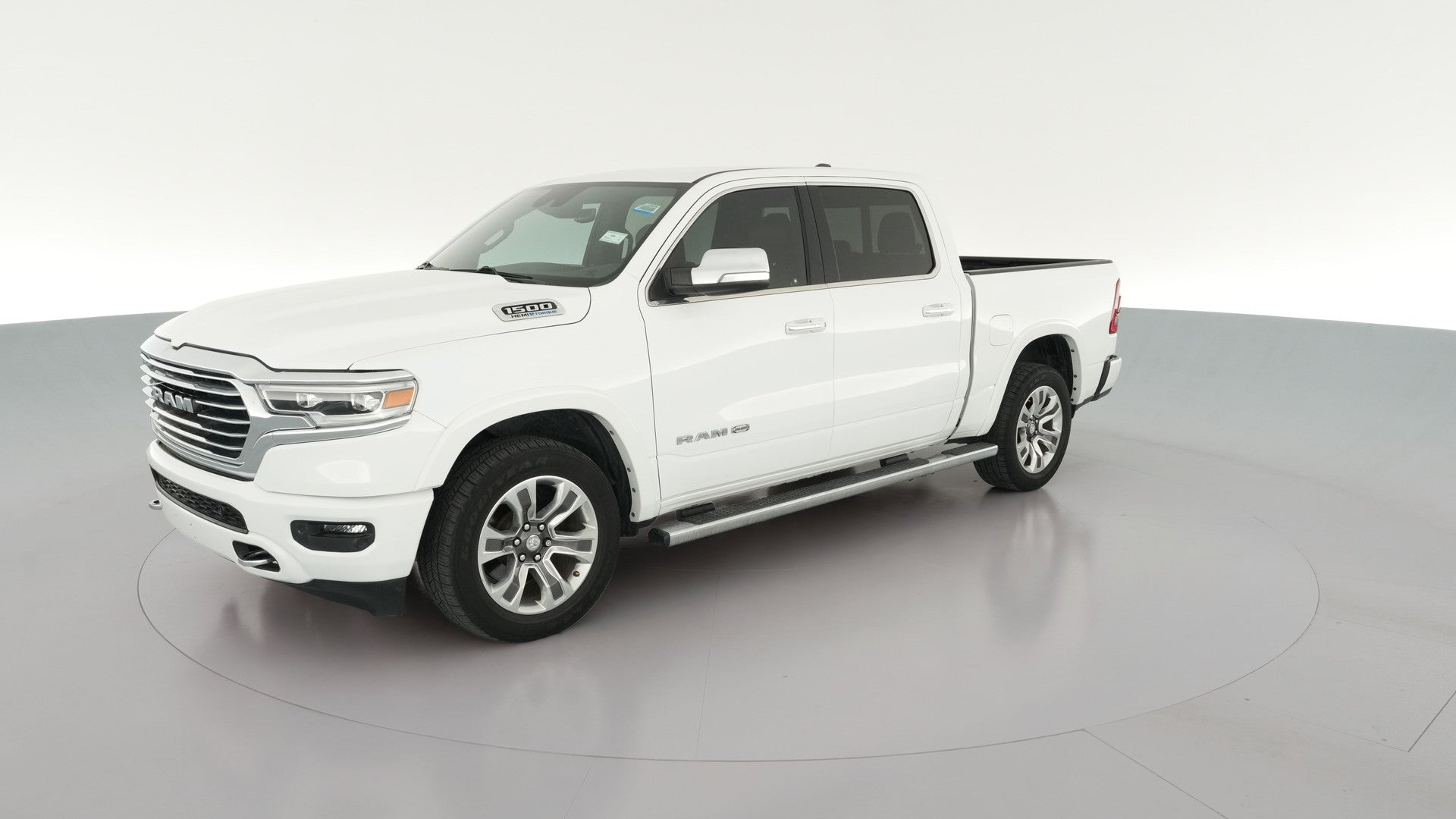 2022 Ram 1500 Crew Cab vehicle photo