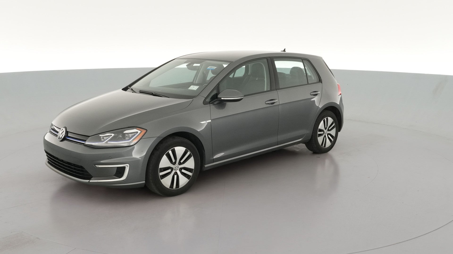 2017 Volkswagen e-Golf vehicle photo