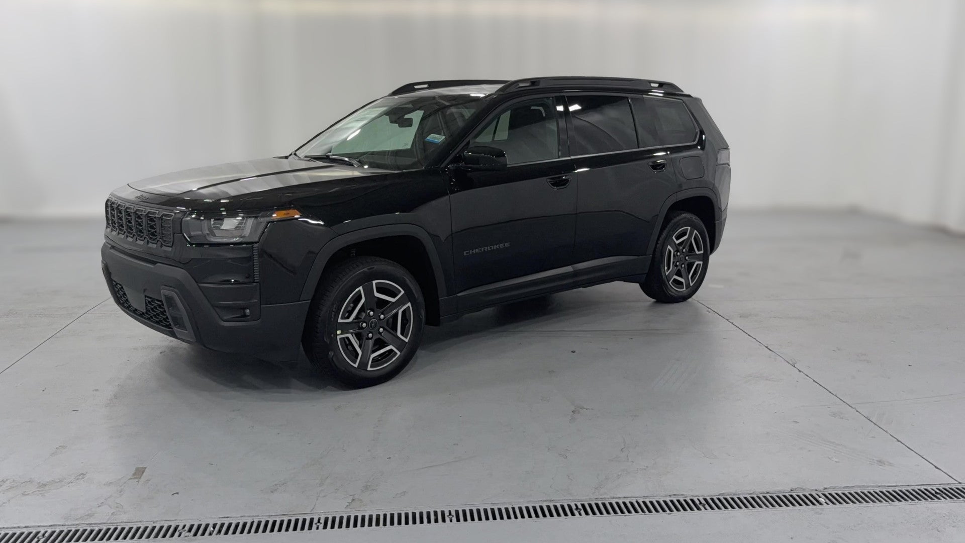2026 Jeep Cherokee vehicle photo