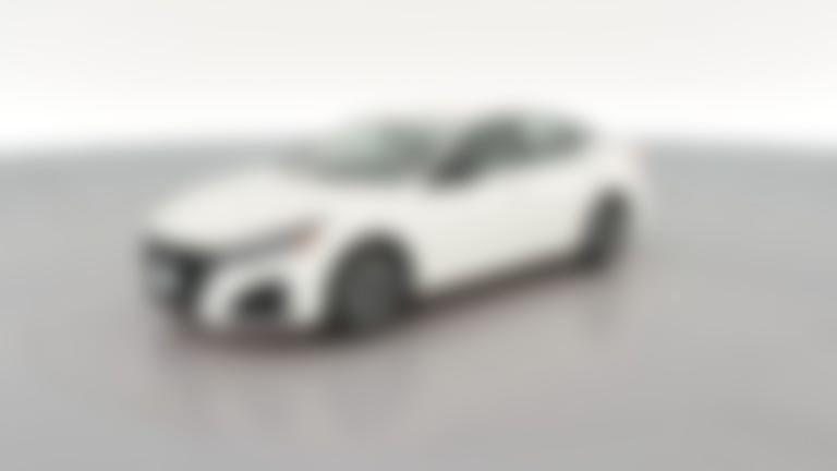 2025 Nissan Altima vehicle photo