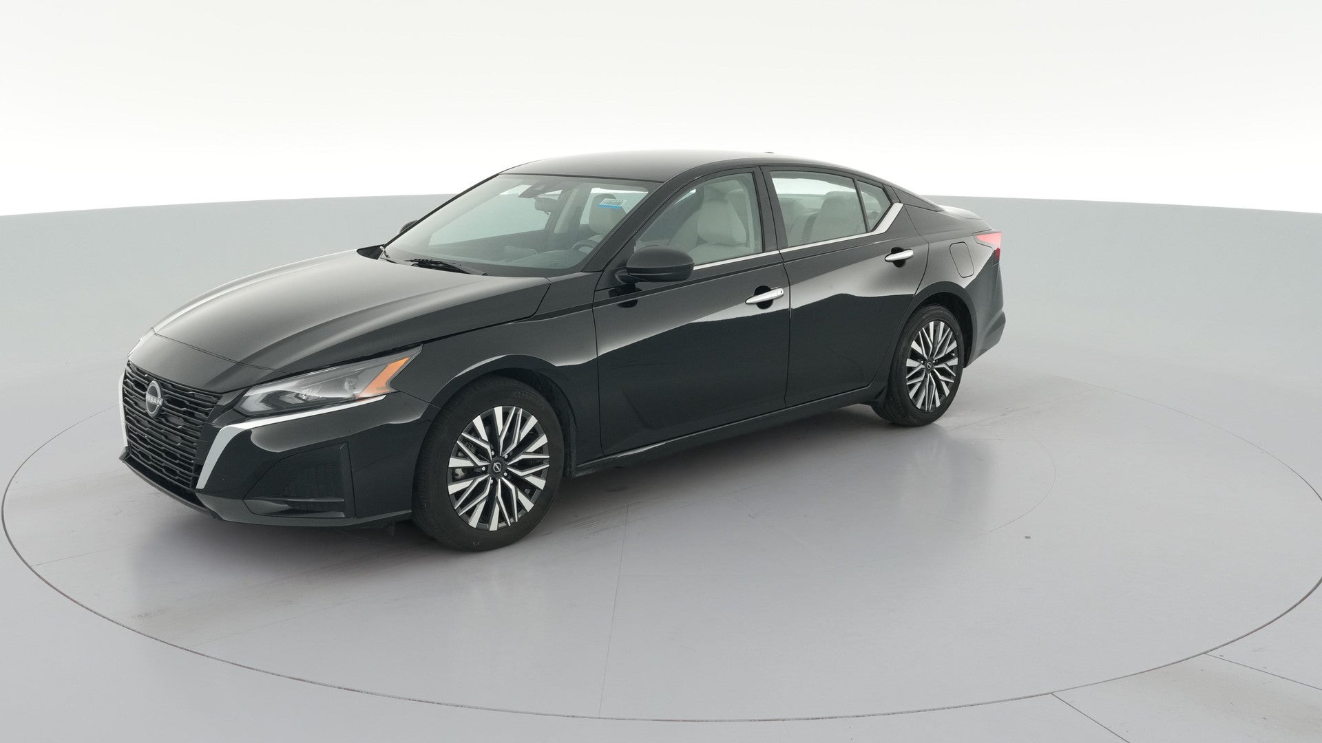 2025 Nissan Altima vehicle photo