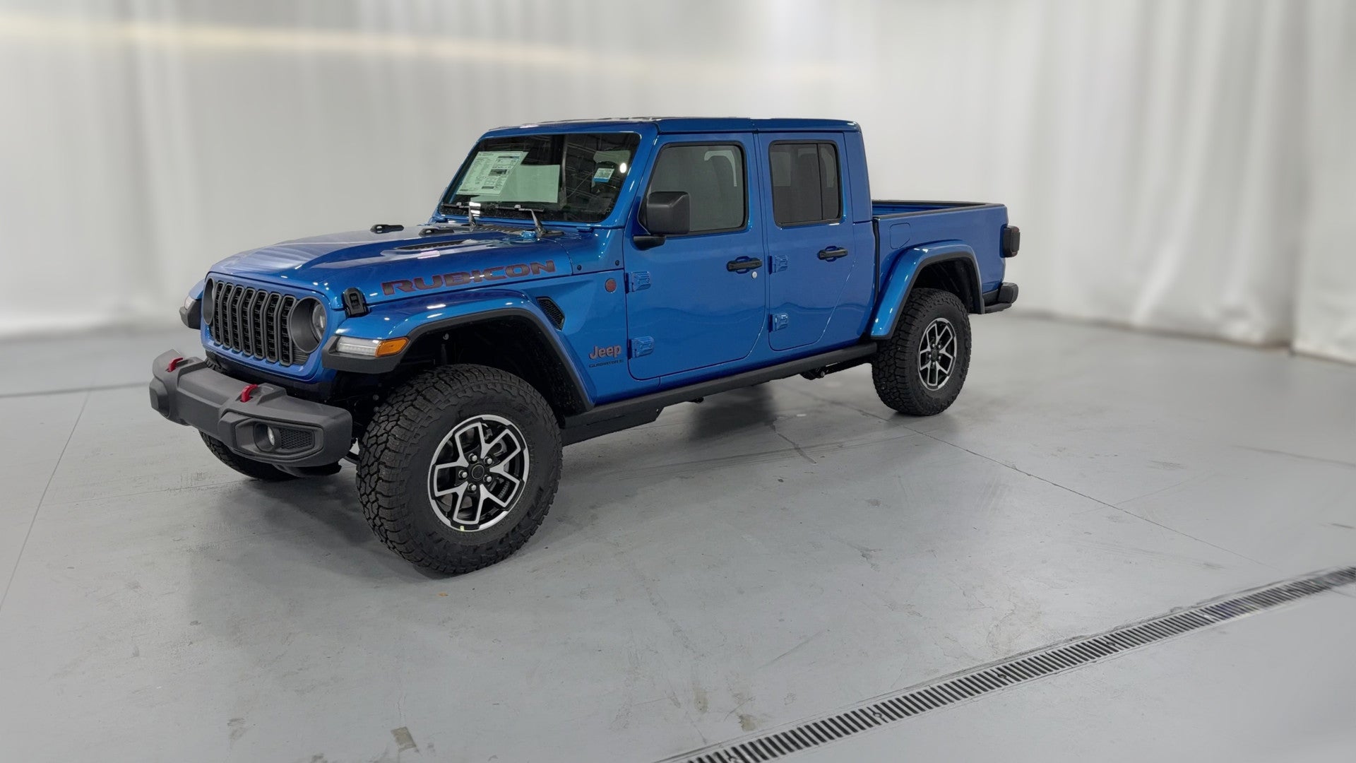 2026 Jeep Gladiator vehicle photo
