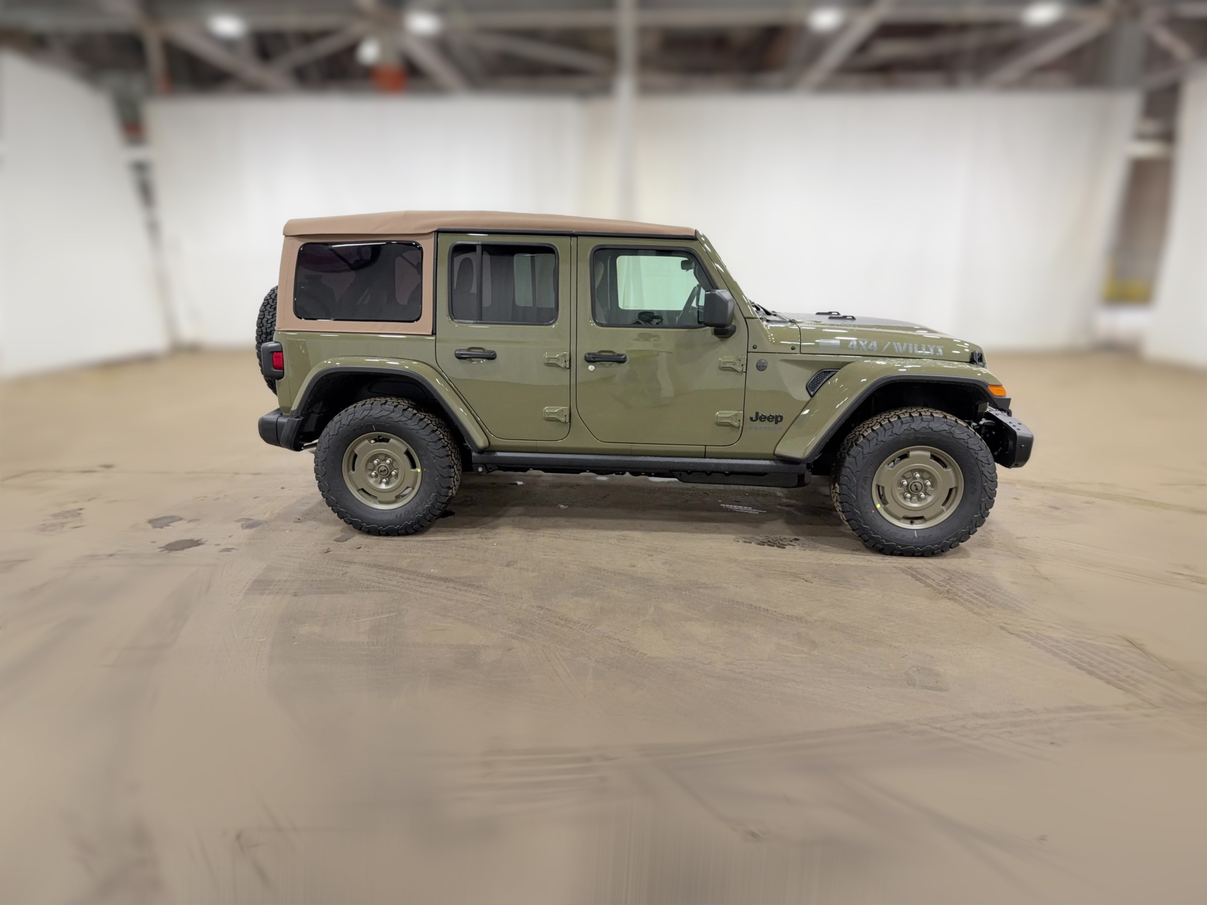 2026 Jeep Wrangler 4-Door Willys 41 - Photo 32