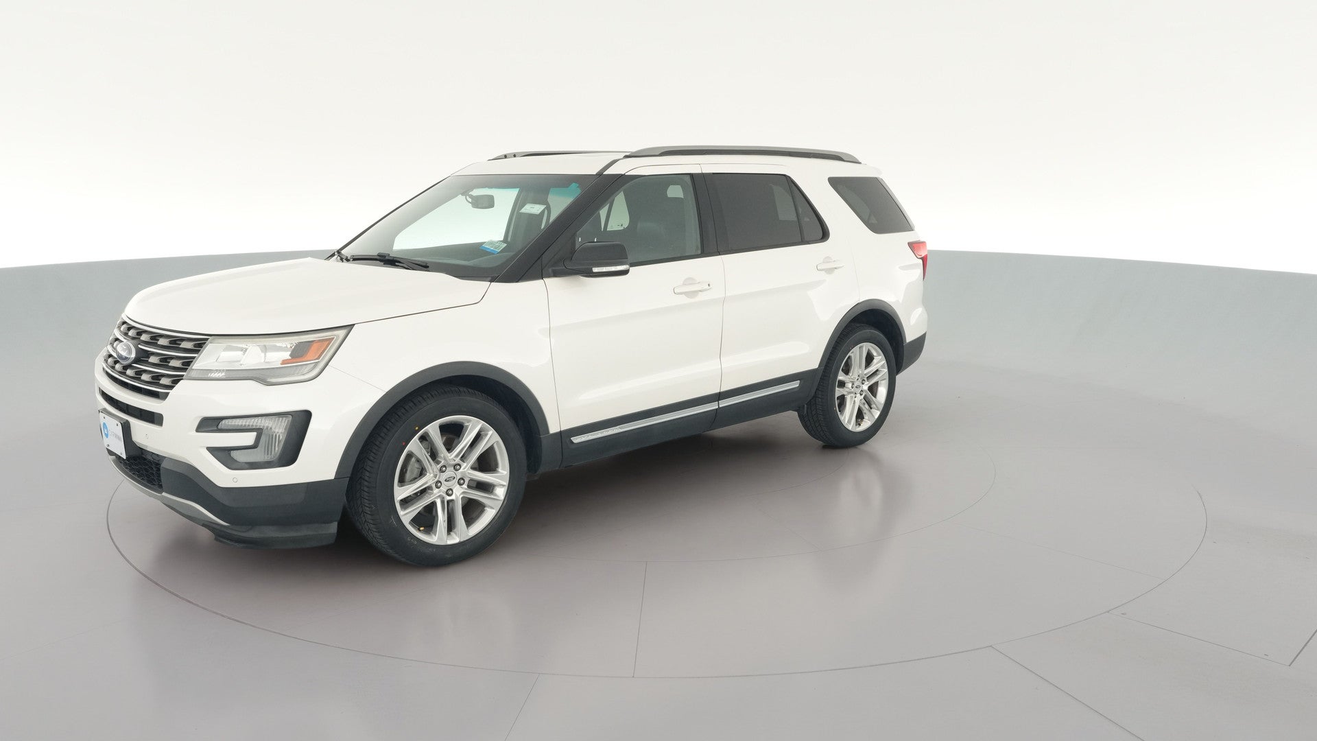 2016 Ford Explorer vehicle photo