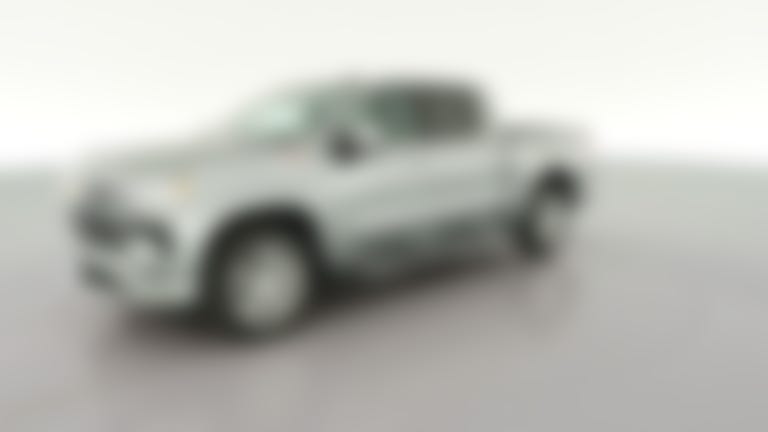 2025 Chevrolet Silverado 1500 Crew Cab vehicle photo