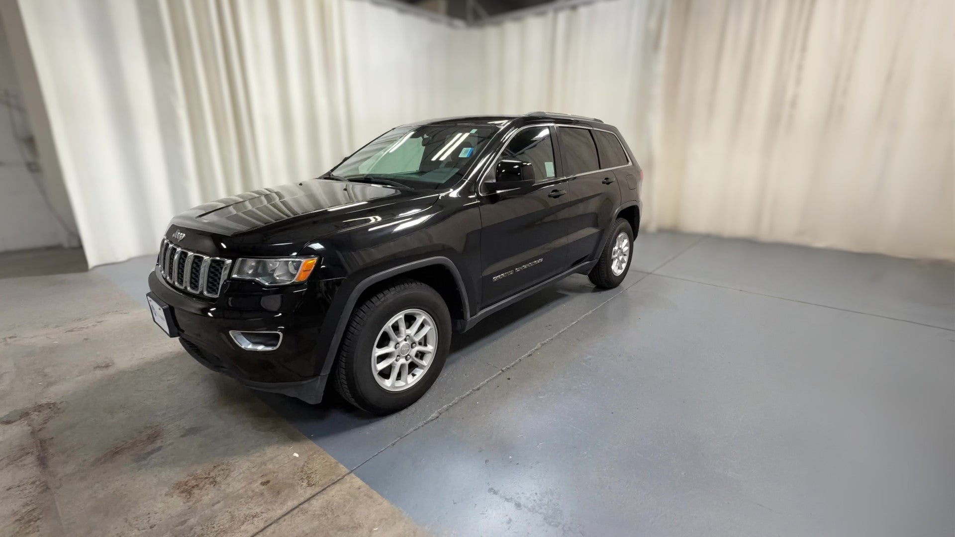 2018 Jeep Grand Cherokee vehicle photo