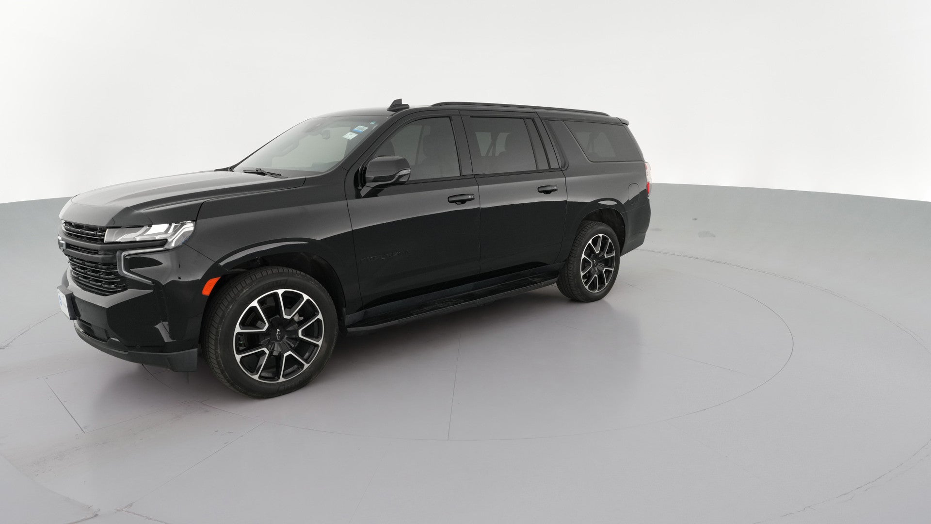 2021 Chevrolet Suburban vehicle photo
