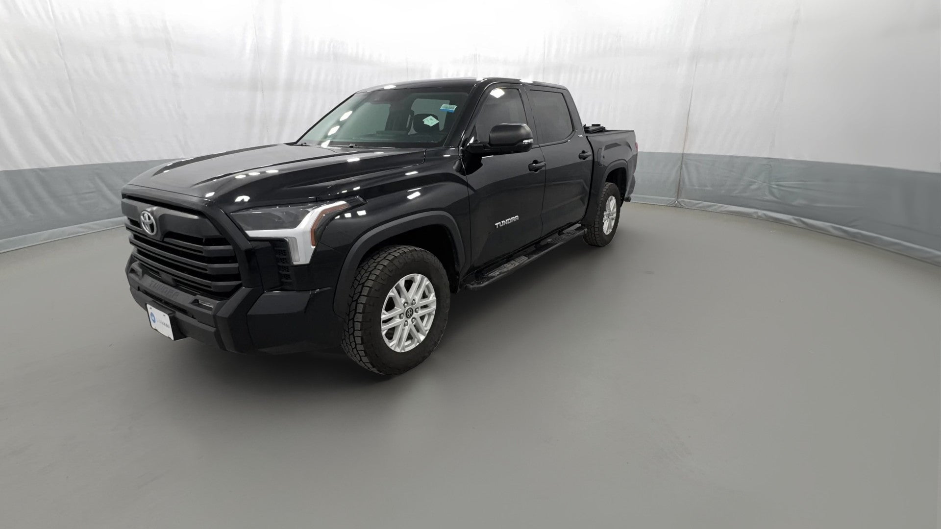 2023 Toyota Tundra CrewMax vehicle photo