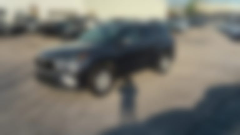 2025 Toyota Highlander vehicle photo