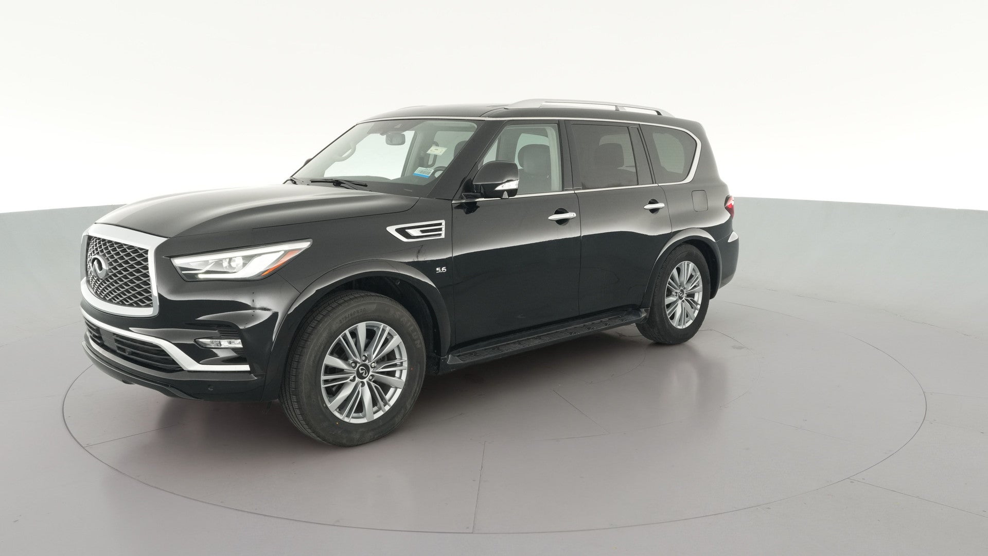 2018 INFINITI QX80 vehicle photo