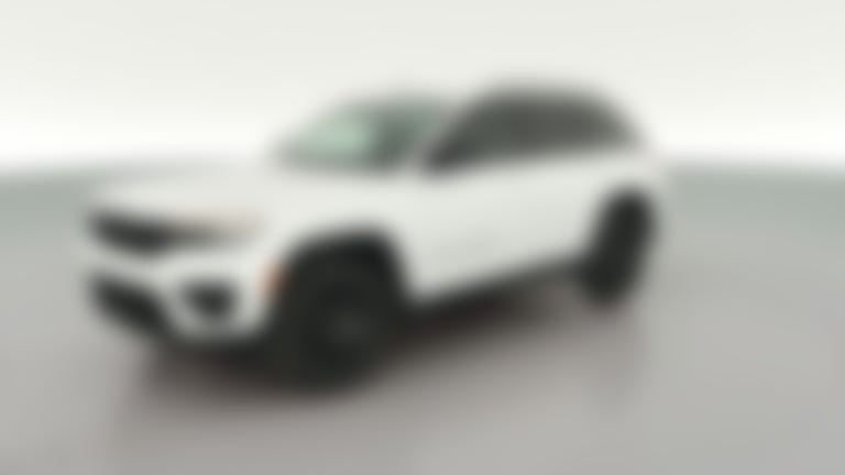 2025 Jeep Grand Cherokee vehicle photo