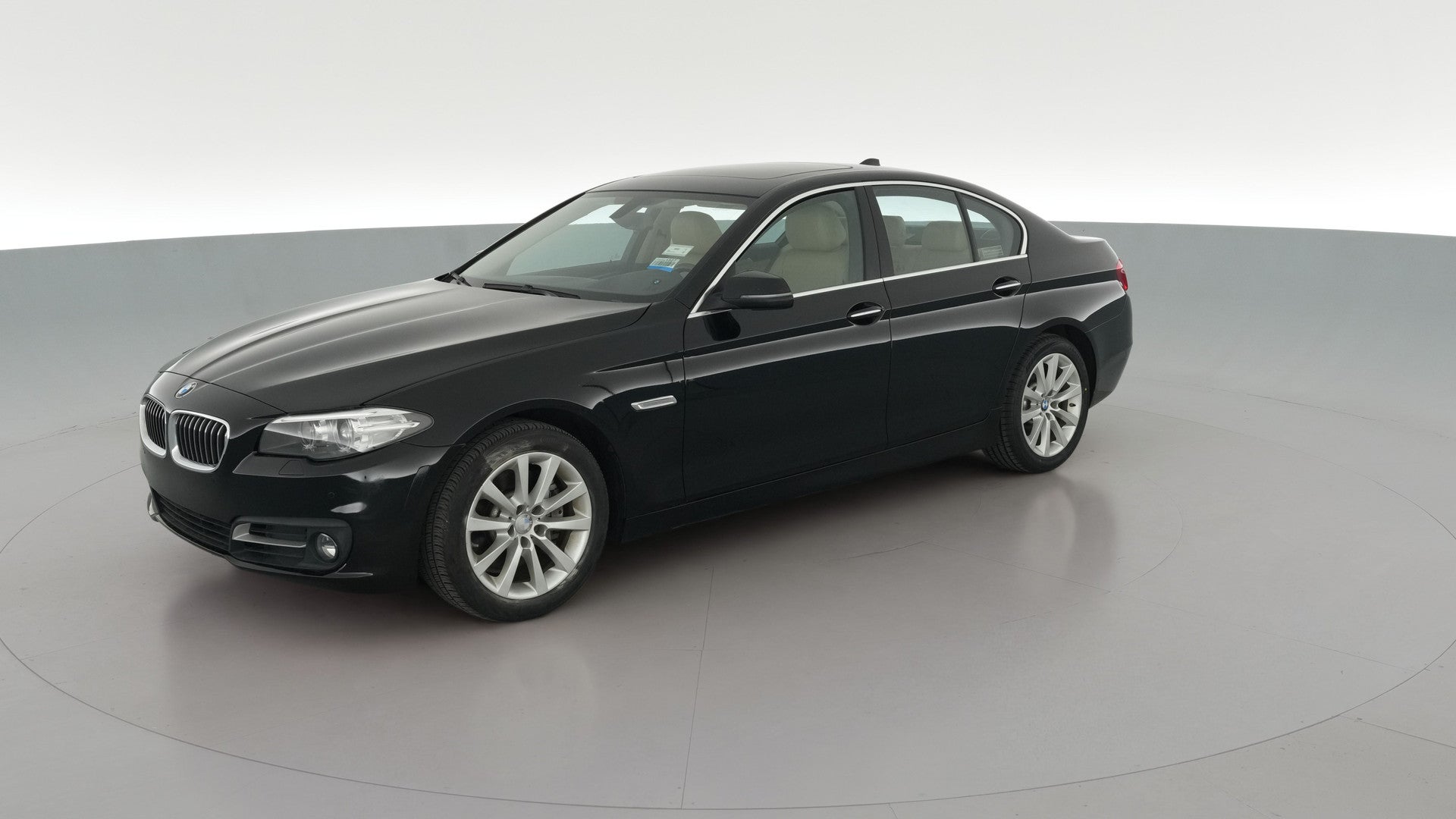 2016 BMW 5 Series vehicle photo