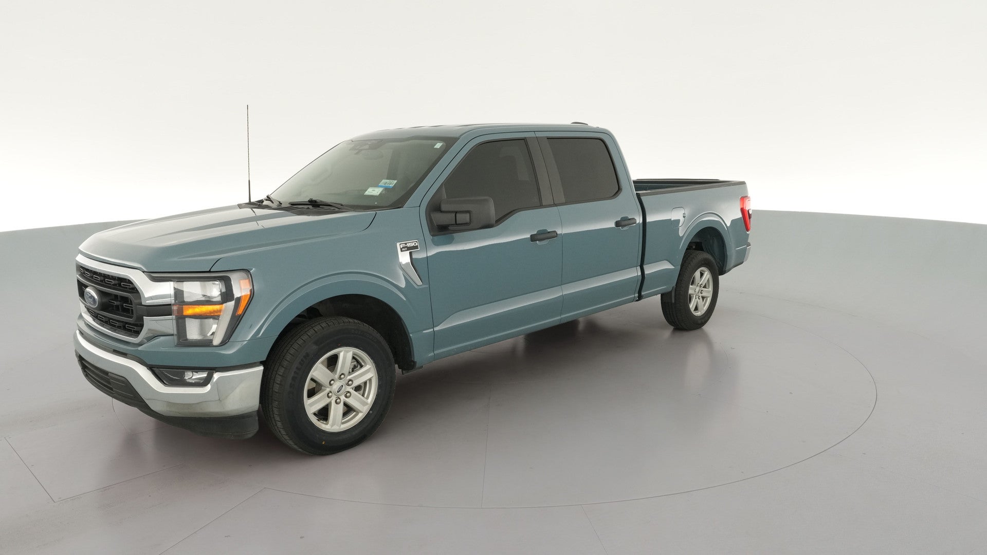 2023 Ford F150 SuperCrew Cab vehicle photo