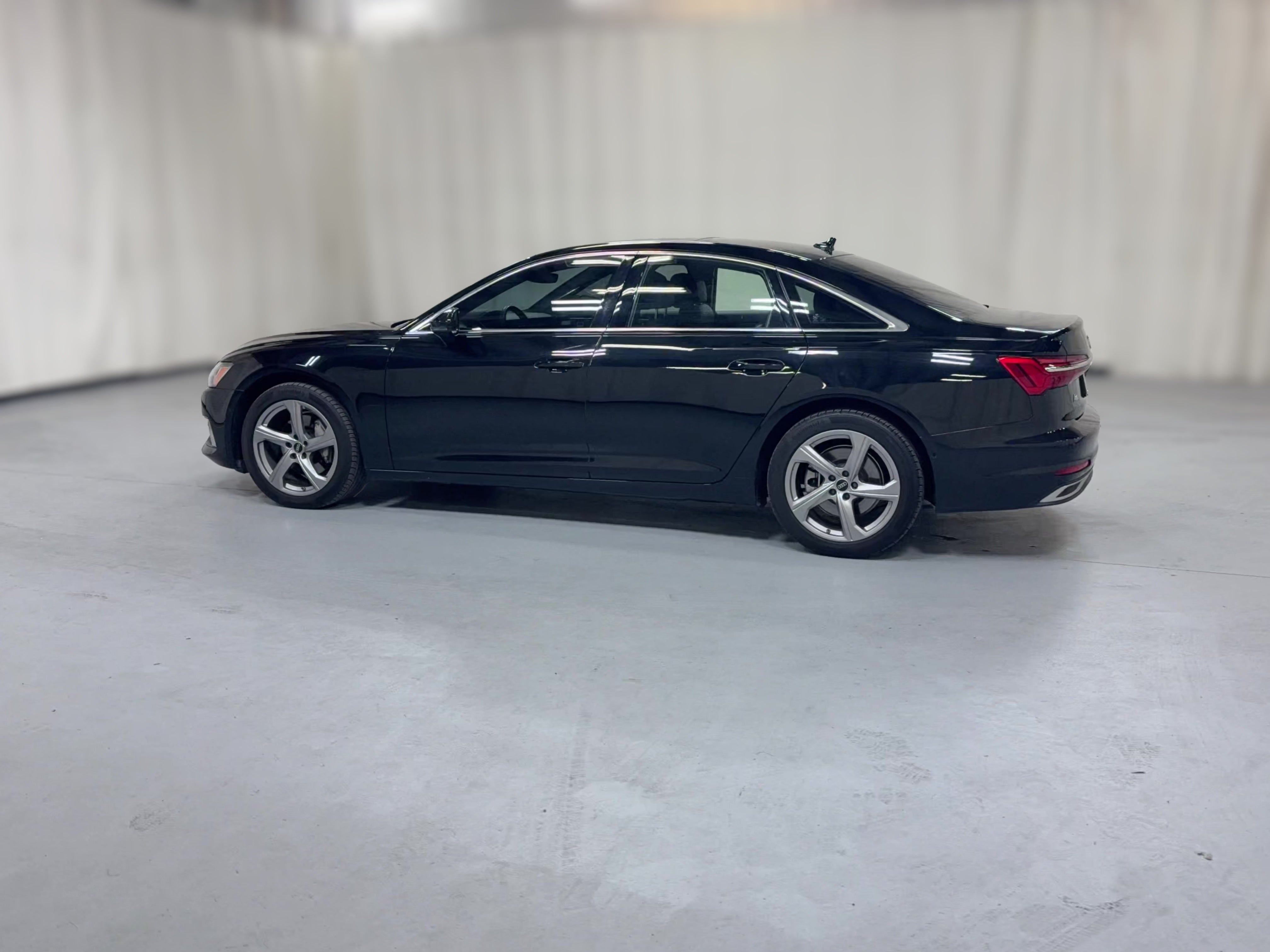 2024 Audi A6 Premium - Photo 29