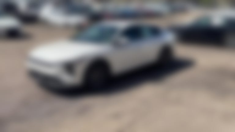2025 Kia K4 vehicle photo
