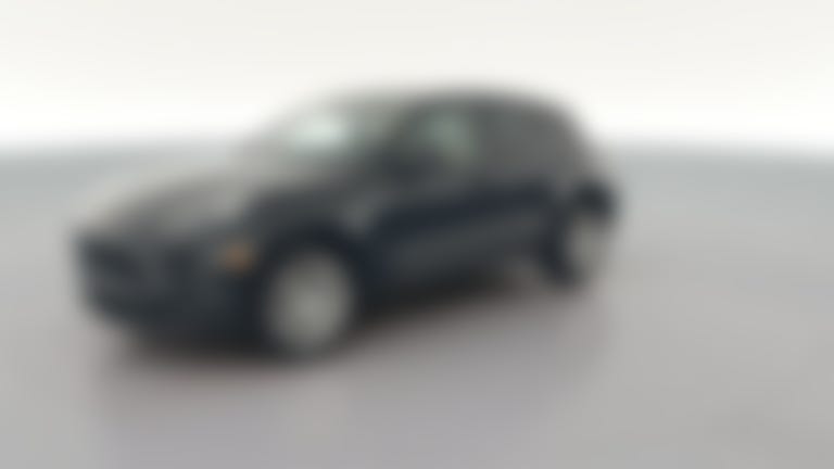 2021 Porsche Macan vehicle photo