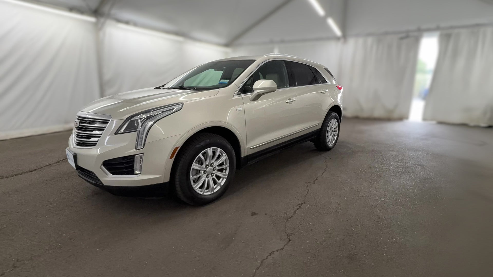 2017 Cadillac XT5 vehicle photo