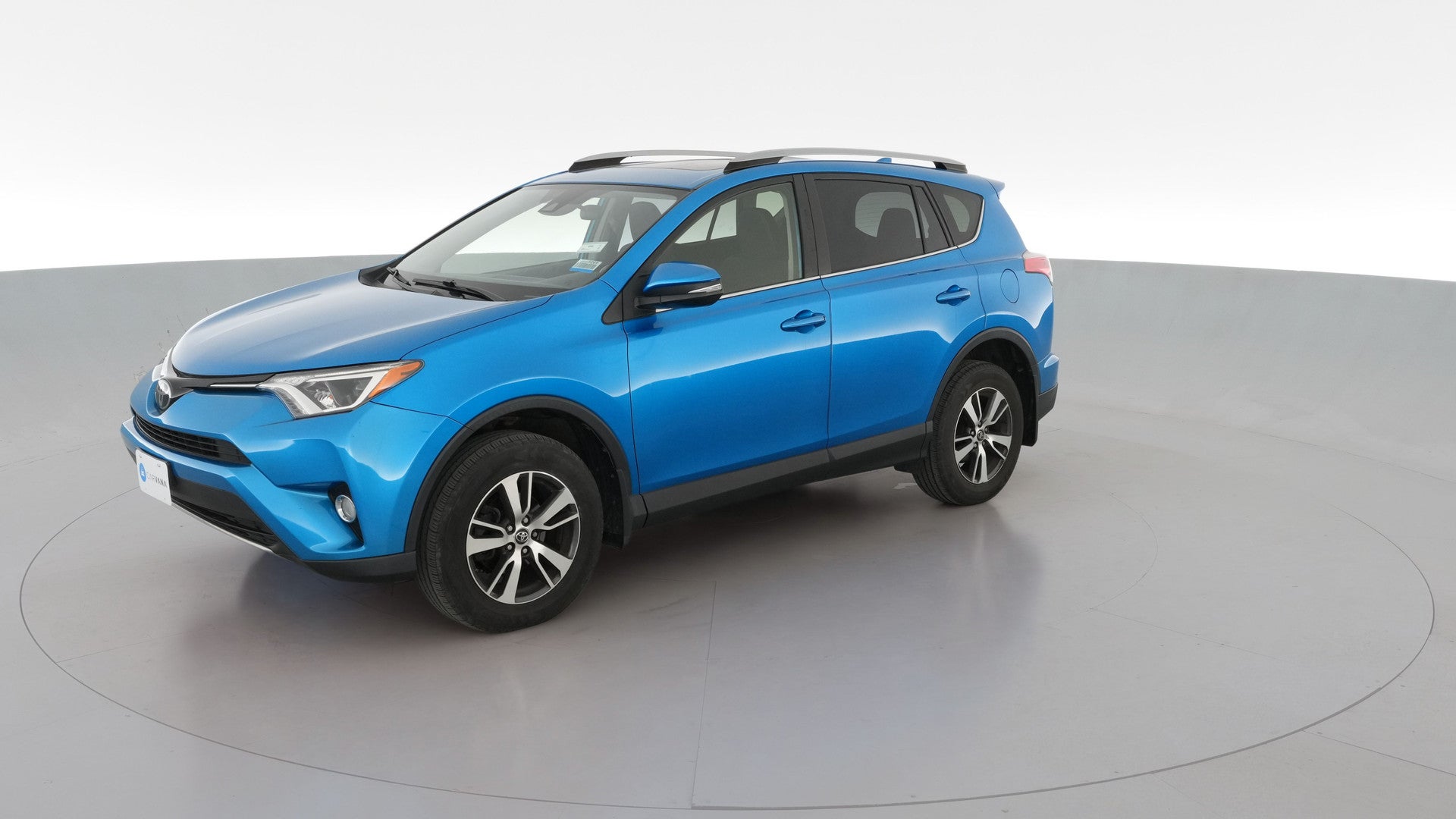 2018 Toyota RAV4 vehicle photo