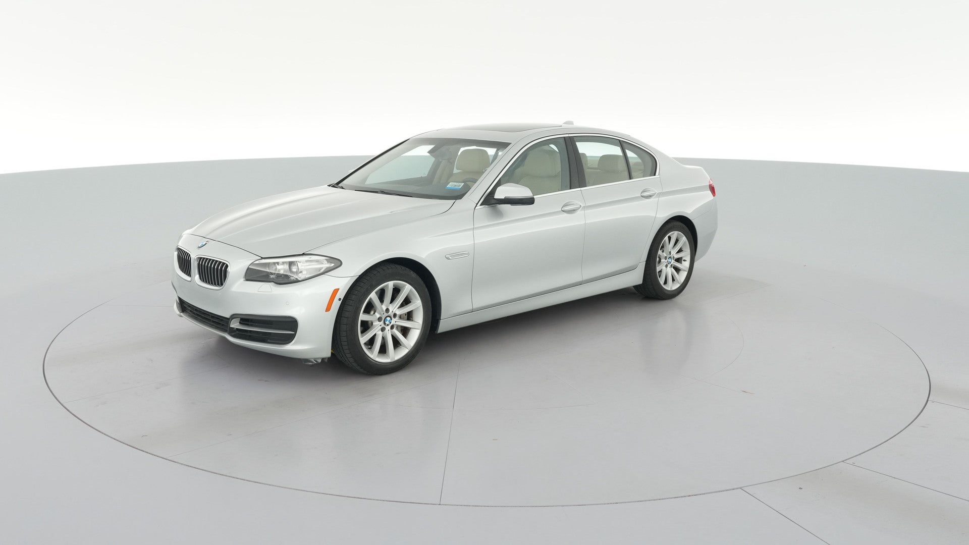 2014 BMW 5 Series vehicle photo