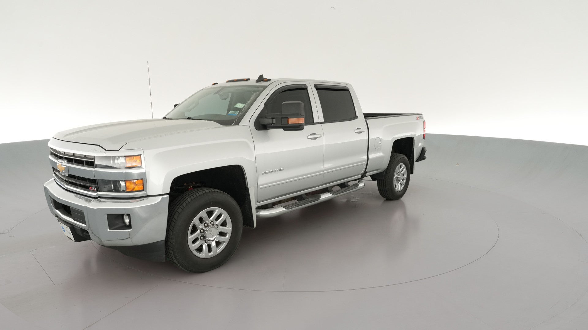 2018 Chevrolet Silverado 2500 HD Crew Cab vehicle photo