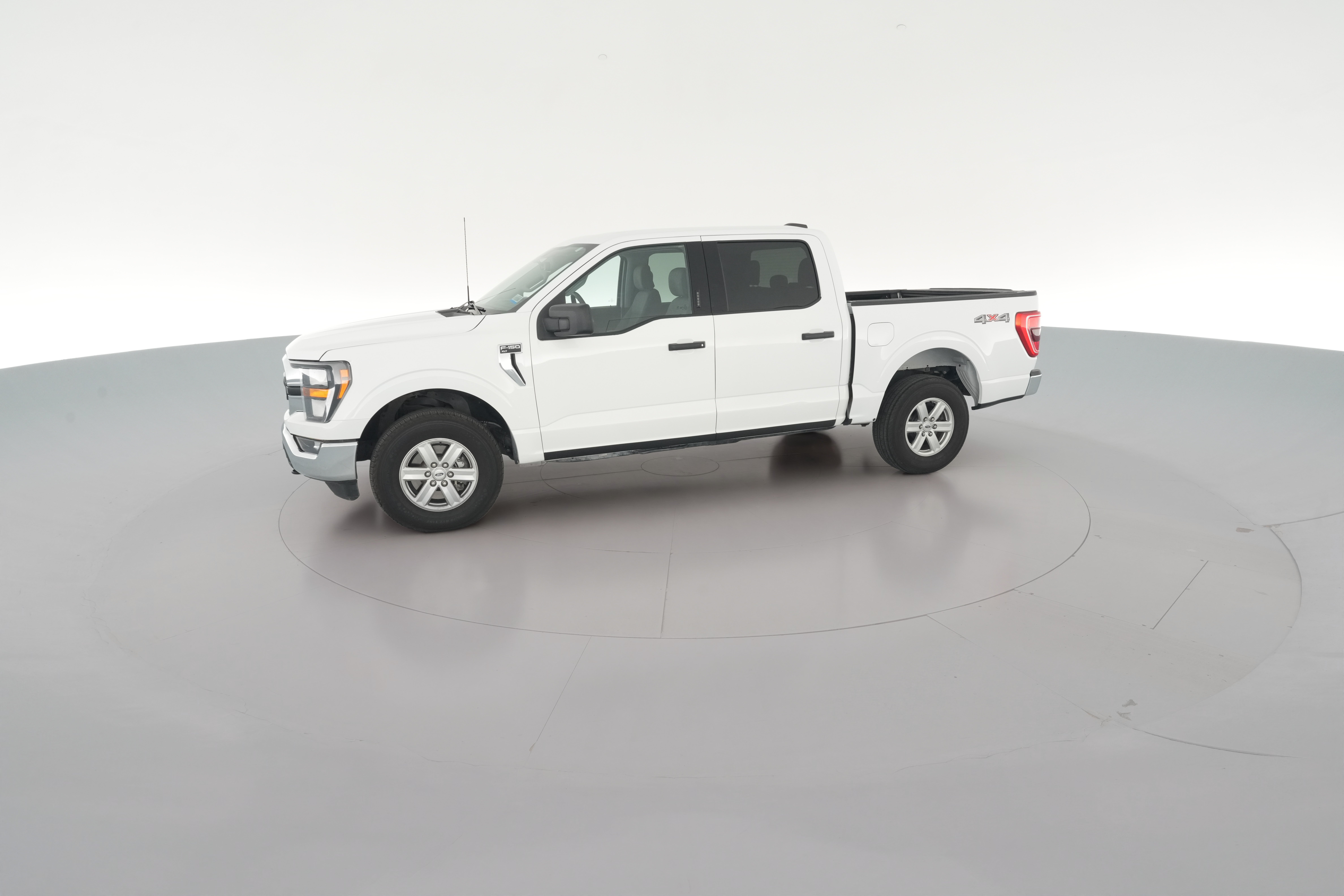 2023 Ford F-150 XLT - Photo 27