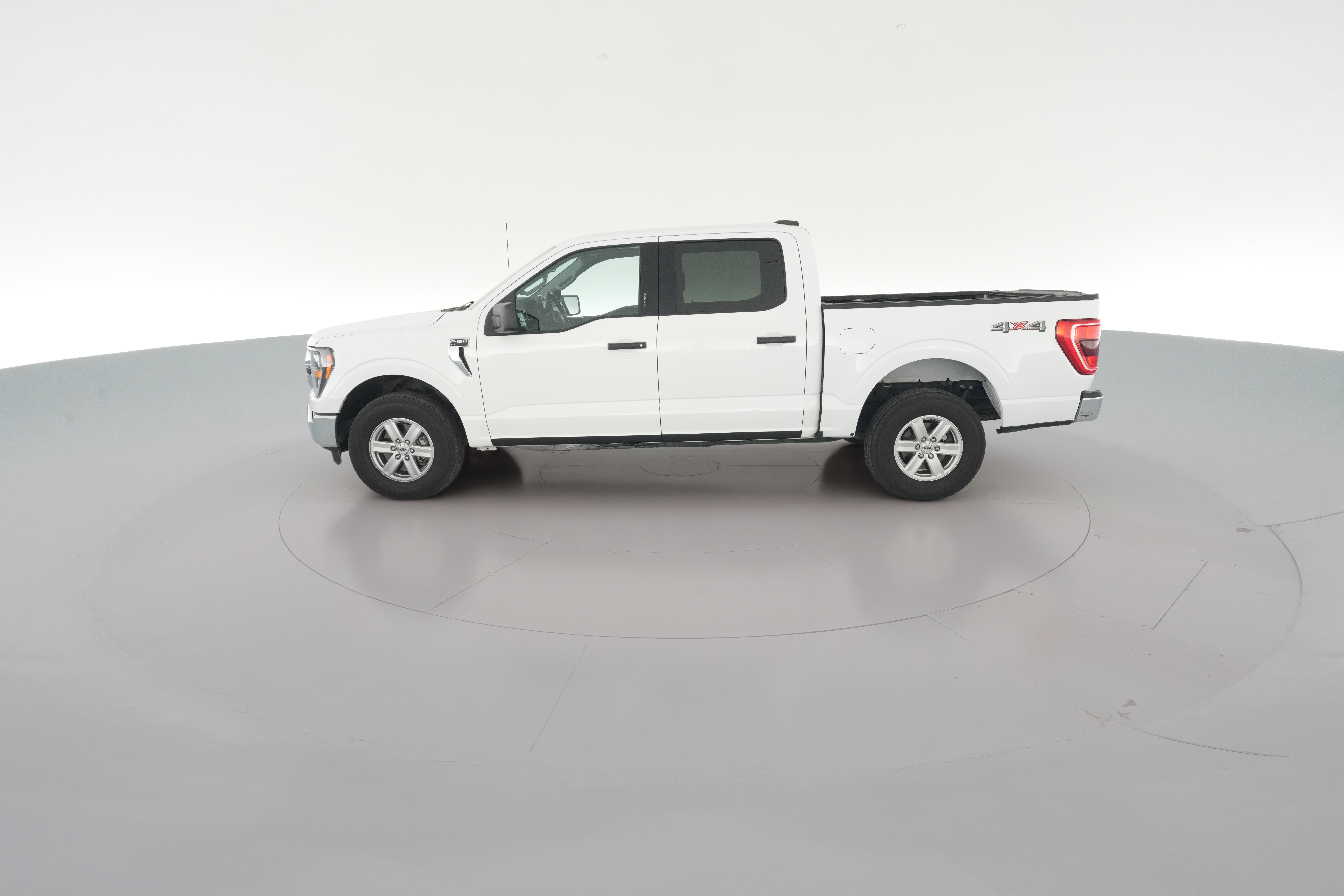 2023 Ford F-150 XLT - Photo 28
