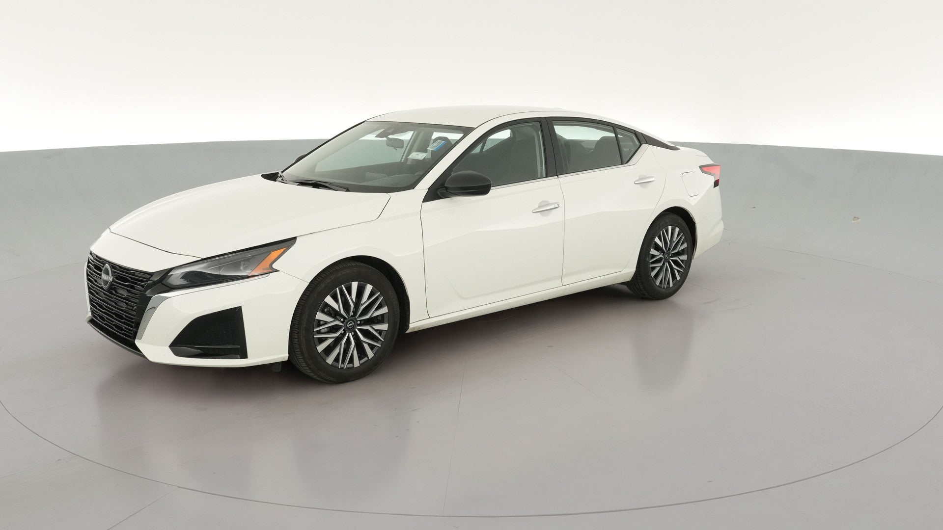 2025 Nissan Altima vehicle photo