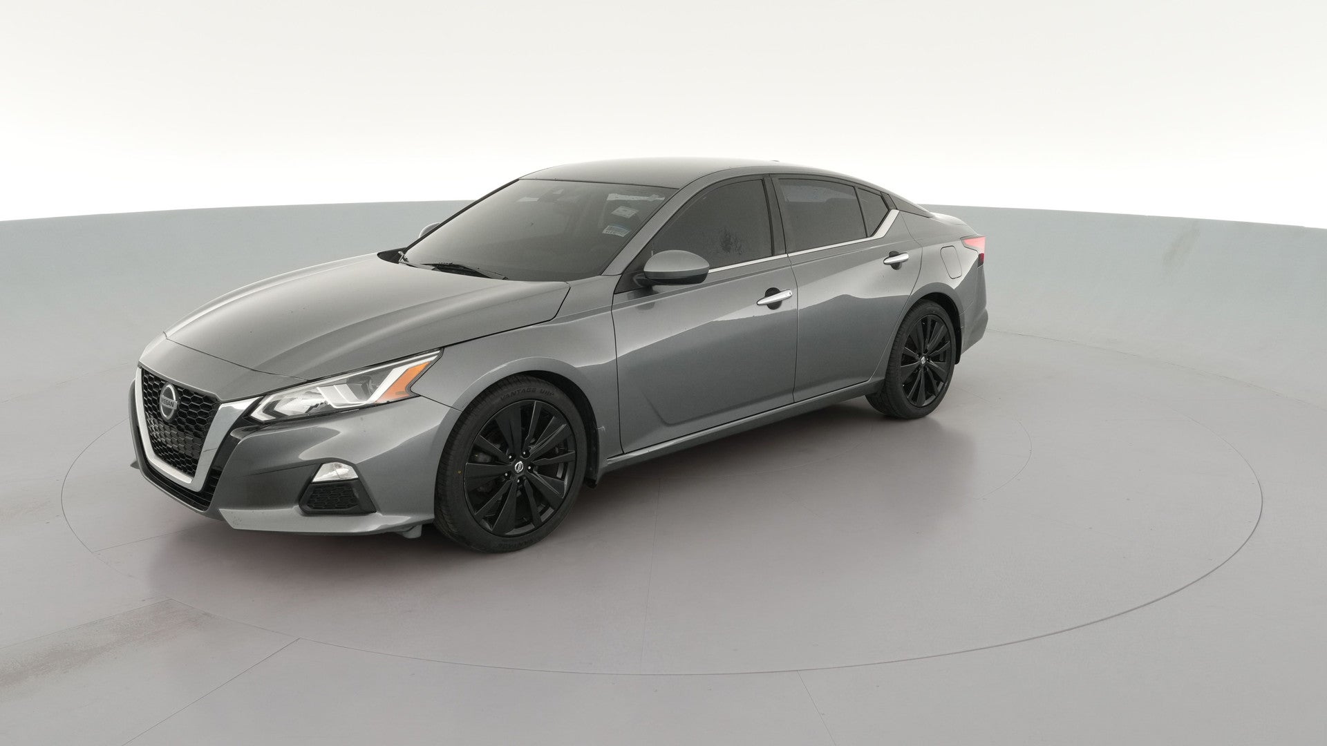 2020 Nissan Altima vehicle photo