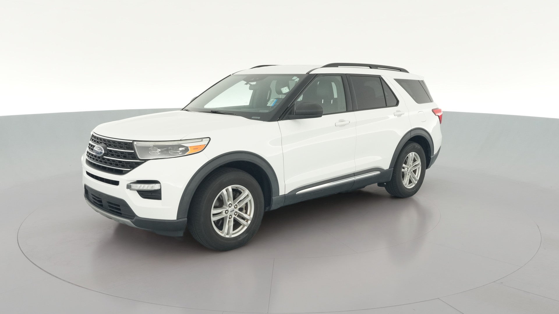 2020 Ford Explorer vehicle photo