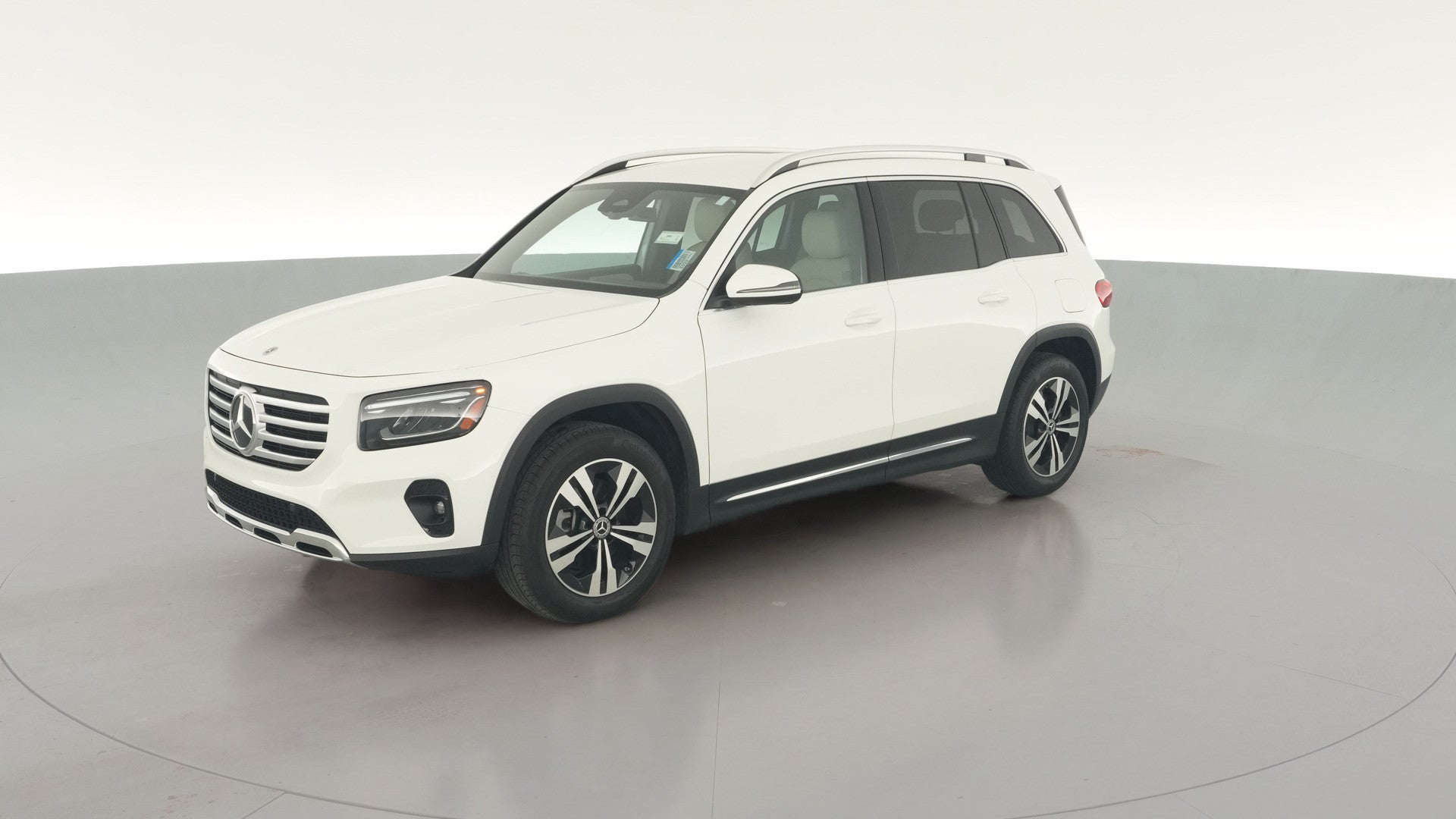 2025 Mercedes-Benz GLB vehicle photo