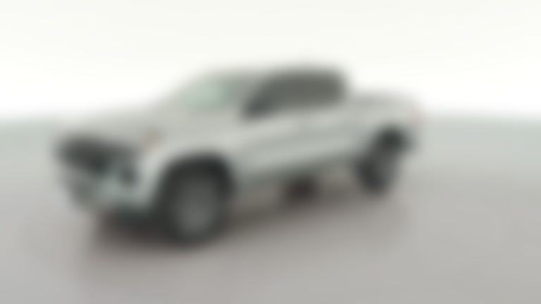 2024 Chevrolet Colorado Crew Cab vehicle photo
