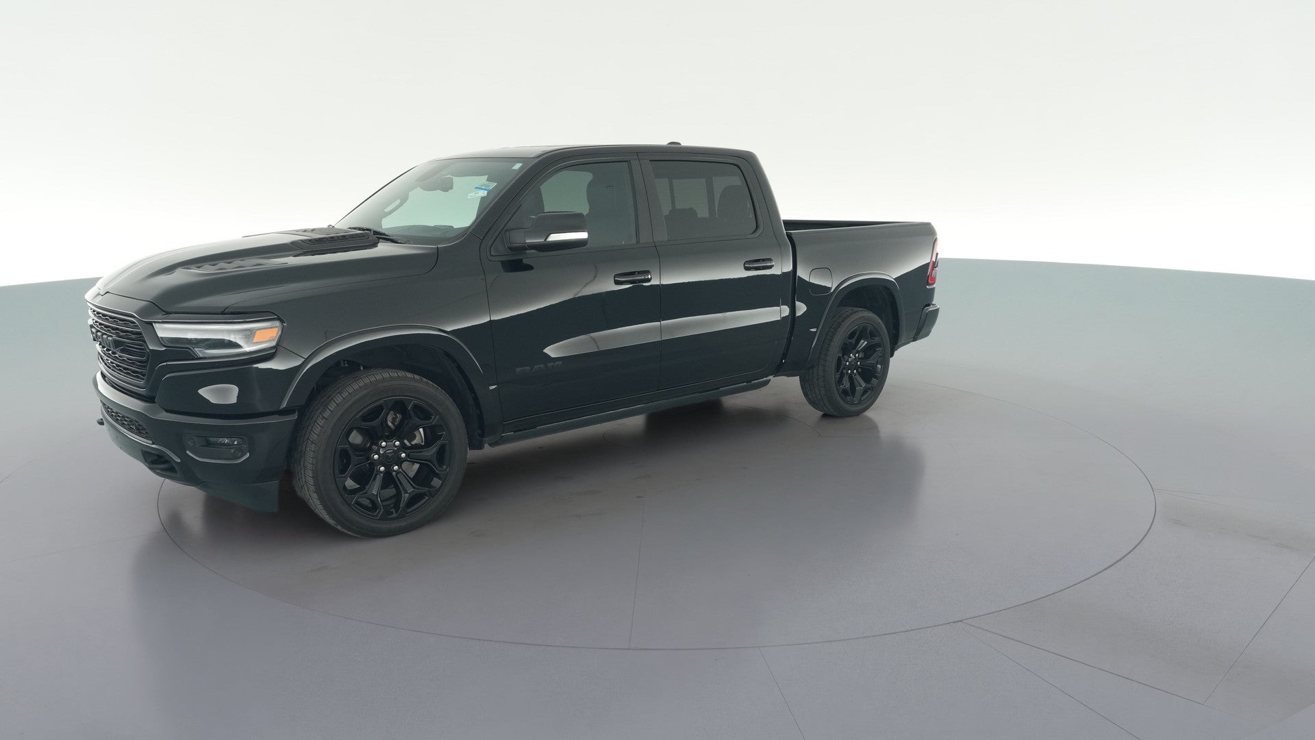 2020 Ram 1500 Crew Cab vehicle photo