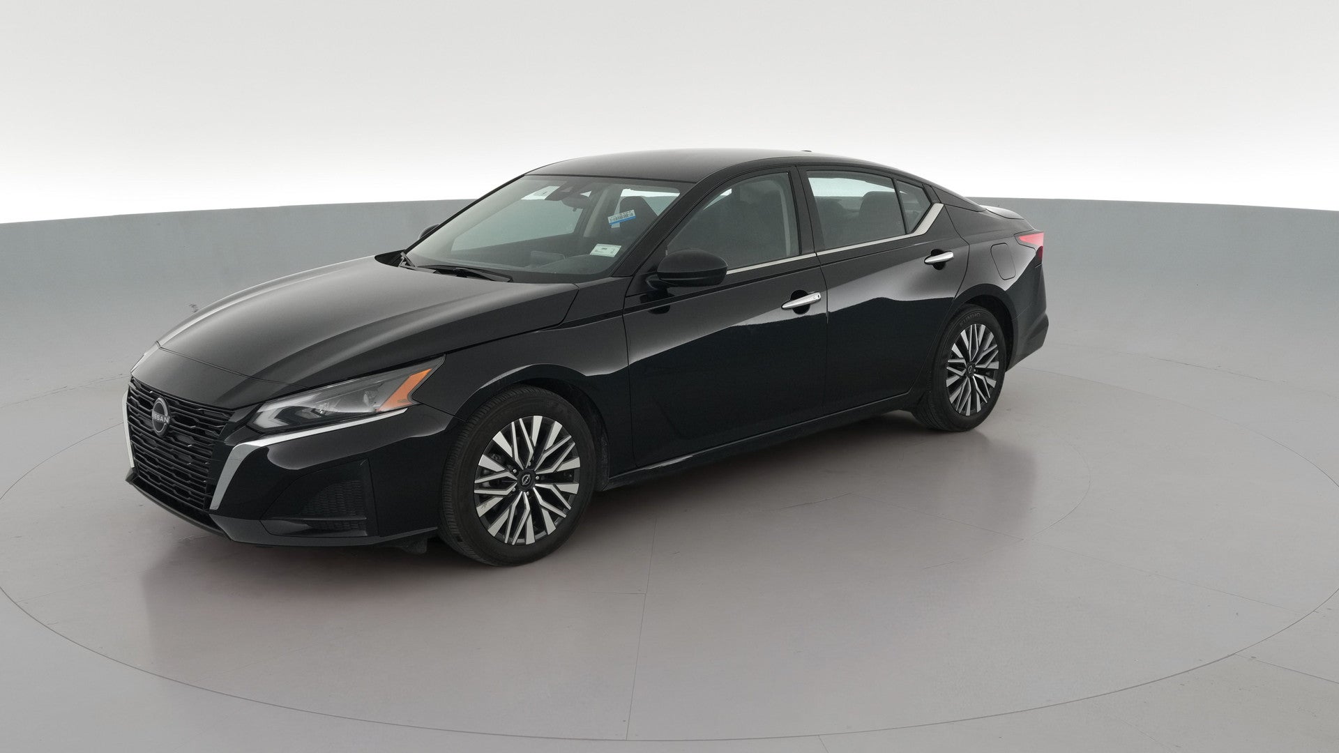 2024 Nissan Altima vehicle photo