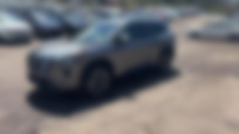 2025 Nissan Rogue vehicle photo