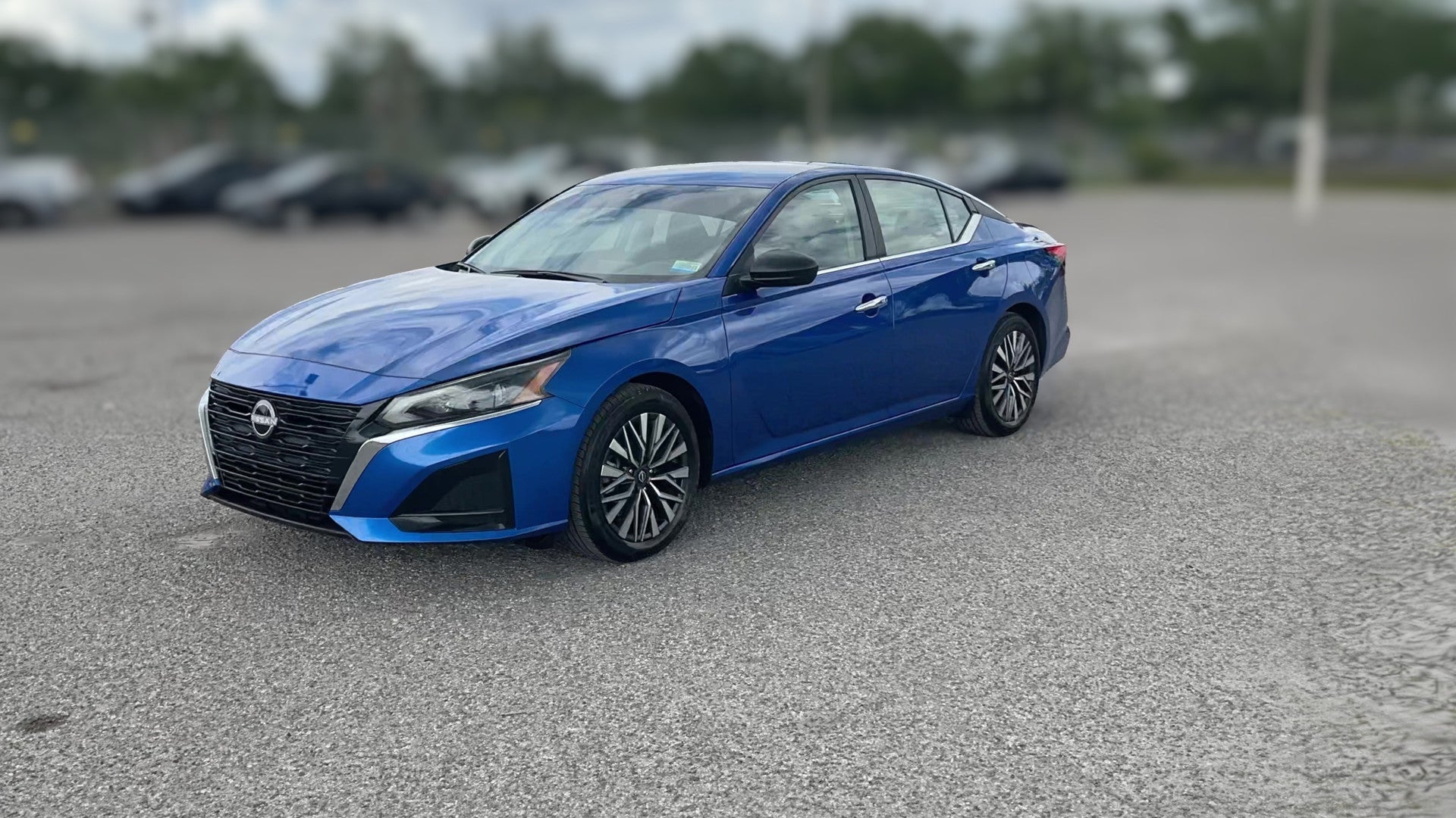 2025 Nissan Altima vehicle photo