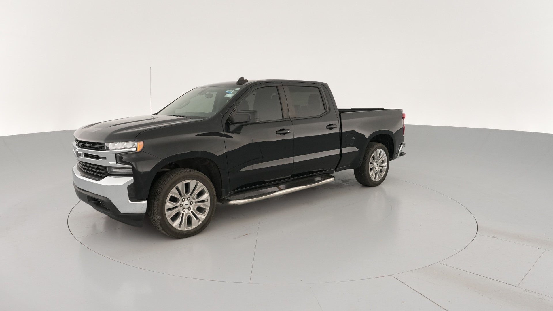 2021 Chevrolet Silverado 1500 Crew Cab vehicle photo